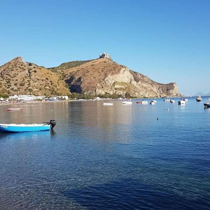B&B La Casa Du Barone Falcone Bagian luar foto