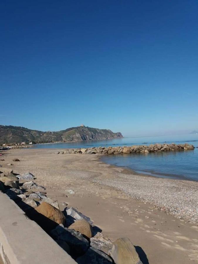 B&B La Casa Du Barone Falcone Bagian luar foto
